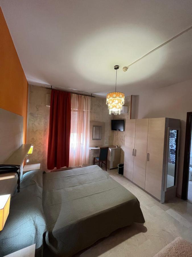 Hotel L'Approdo Brindisi Exterior photo